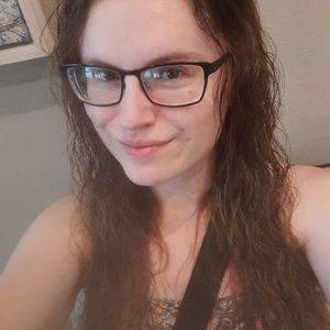 Meet your Posher, Ashleigh